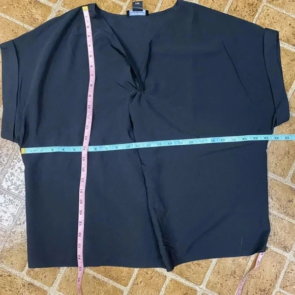 Club Monaco Black Twist Top - Picture 11 of 11